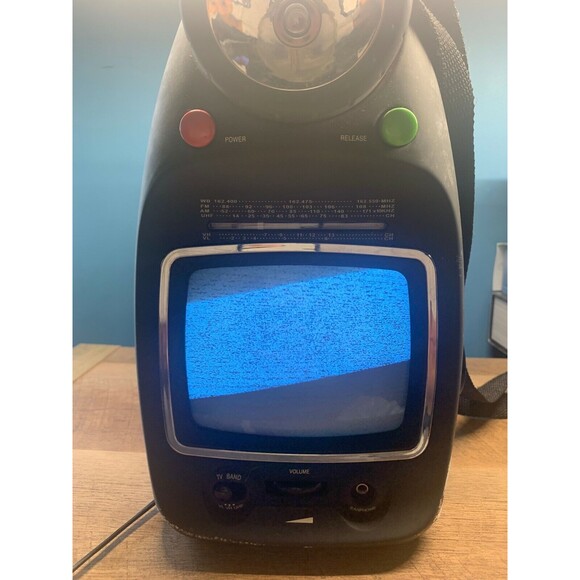 Claybrooke11 in 1 TV/CD Radio Companion Compass Lantern Camping Boating USED - Picture 3 of 10